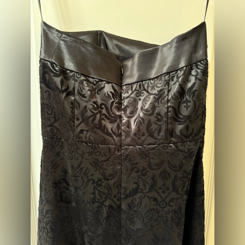 White House Black Market Special Occasion Strapless Dress Velvet Floral NWOT - Picture 5 of 12